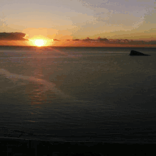 sunrise sunset sea horizon panorama