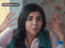Can'T You Understand.Gif GIF - Can'T You Understand Kalyani Priyadarshan Heroine GIFs