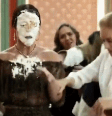 vivi guedes paolla oliveira whipped cream funny pie face