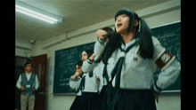 Atarashii Gakko Jpop GIF - Atarashii Gakko Jpop Thumbs Up GIFs