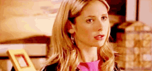 Buffy Sarah Michelle Geller GIF - Buffy Sarah Michelle Geller Smile GIFs