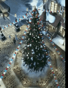 Festive Tree GIF - Festive Tree Christmas Time GIFs