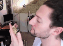Kiss Nicola Foti GIF