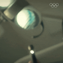 Taking A Close Look Olympics GIF - Taking A Close Look Olympics Inspecting GIFs