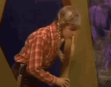 Land Of The Lost Kathy Coleman GIF - Land Of The Lost Kathy Coleman Pylon GIFs