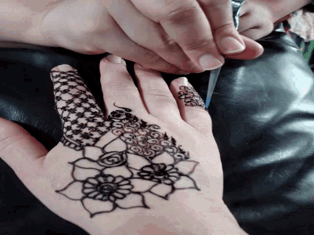 The Henna Page - The Encyclopedia of Henna