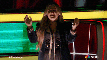 Dancing Kelly Clarkson GIF - Dancing Kelly Clarkson The Voice GIFs