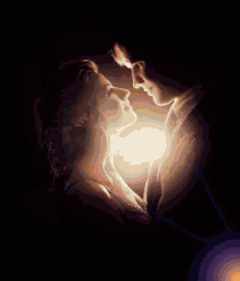Romantic Couple GIF - Romantic Couple Comet GIFs