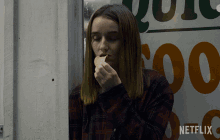 Snack Eating GIF - Snack Eating Hungry GIFs