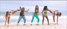 Bonde Das Maravilhas Dançando Funk Na Praia GIF - Gym Bondedasmaravilhas Beach GIFs