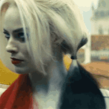 Eyeing Harley Quinn GIF - Eyeing Harley Quinn Margot Robbie GIFs