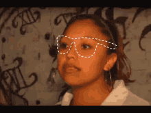 Chola De Chalco Y Sus Jafas GIF - Cholas Mi Barrio Me Respalda Gafas GIFs