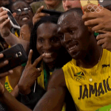 Selfie Usain Bolt GIF - Selfie Usain Bolt Olympics GIFs