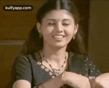 Smile.Gif GIF - Smile Nimisha Suresh Malayalamyavi GIFs