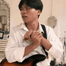 The Juans Look Back GIF - The Juans Look Back Scared GIFs