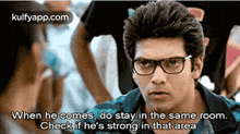 When He Comes, Do Stay In The Same Room.Check If He'S Strong In That Area..Gif GIF - When He Comes Do Stay In The Same Room.Check If He'S Strong In That Area. Irandam Ulagam GIFs