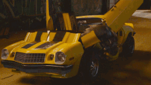 Transform Bumblebee GIF - Transform Bumblebee Transformers Rise Of The Beasts GIFs