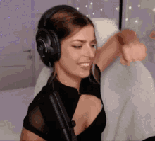 Develique Twitch GIF - Develique Twitch Punch In The Face GIFs