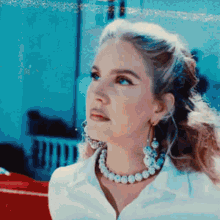 Lana Del Rey Chemtrails Over The Country Club GIF - Lana Del Rey Chemtrails Over The Country Club Chemtrails GIFs