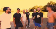 Latribu GIF
