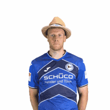 arminia bielefeld footballer behrendt hat bow