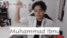 Bernyanyi Muhammad Ibnu GIF - Bernyanyi Muhammad Ibnu GIFs