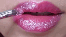 glitter lips makeup