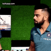 Me And My Friend Giving Seminar.Gif GIF - Me And My Friend Giving Seminar Virat Kohli Yuvi GIFs
