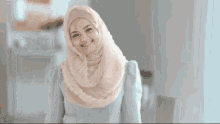 Siti Nurhaliza Coming GIF - Siti Nurhaliza Coming Savage GIFs
