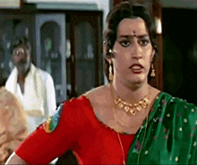 Aan Azhagan Azhagan GIF - Aan Azhagan Azhagan Prashant In Lady Getup GIFs