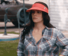 Filming Emily Hampshire GIF - Filming Emily Hampshire Stevie Budd GIFs