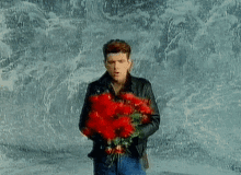 tom bailey thompson twins red roses roses bouquet of roses