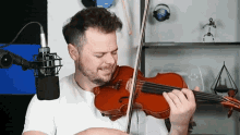 Playing Violin Rob Landes GIF - Playing Violin Rob Landes Performing GIFs