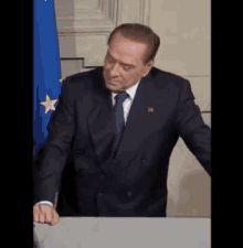 Berlusconi Sticazzi GIF - Berlusconi Sticazzi Gesti GIFs