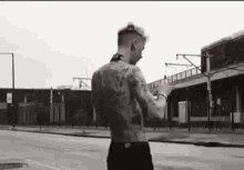 Mgk Machine Gun Kelly GIF - Mgk Machine Gun Kelly Cereal GIFs
