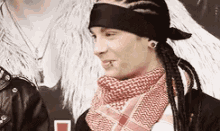Tom Kaulitz Smile GIF - Tom Kaulitz Smile Laugh GIFs