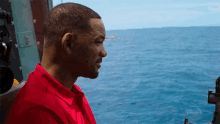 Staring Will Smith GIF - Staring Will Smith Welcome To Earth GIFs