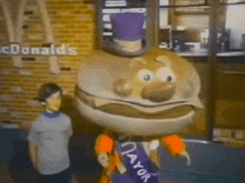 Mayor Burger Burger King GIF - Mayor Burger Burger King Commercial GIFs