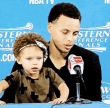 When You'Re Ready To Go Home GIF - Stephen Curry Riley Curry Bored GIFs