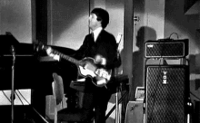 Paul Mccartney Playing Guitar GIF - Paul Mccartney Playing Guitar The Beatles GIFs