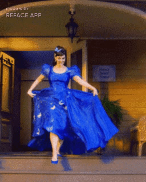 Renée Slater GIF - Renée Slater Blue GIFs