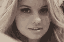 Debby Ryan Close Up GIF - Debby Ryan Close Up Face GIFs