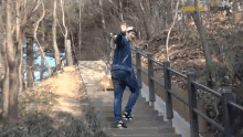 유연석 강아지 산책 GIF - Yeonseok Yoo Dog Walk GIFs