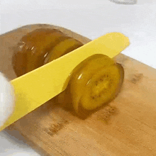 Slicing A Jelly That Little Puff GIF