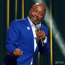 What Is It Giving Donnell Rawlings GIF - What Is It Giving Donnell Rawlings A New Day GIFs