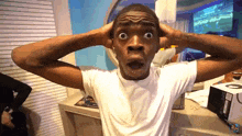Black Guy Woah GIF - Black Guy Woah Shocked GIFs