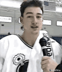 Williams Interview GIF - Williams Interview Wink GIFs