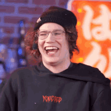 Laughing Maxwell Joseph Stanley GIF - Laughing Maxwell Joseph Stanley Cold Ones GIFs