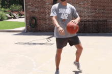 Dribbling Basketball GIF - Dribbling Basketball Playful GIFs
