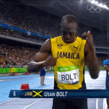 Warm Up Dance Usain Bolt GIF - Warm Up Dance Usain Bolt Olympics GIFs